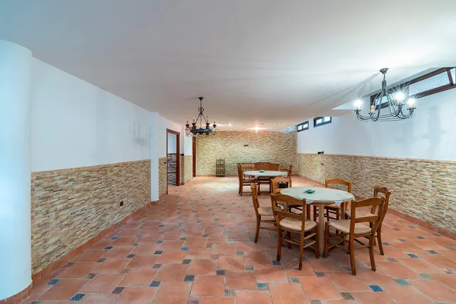 Exclusivo Chalet Independiente en Almerimar: Elegancia, Amplitud, Privacidad, Gran Parcela, Excelentes Calidades y Acabados de Lujo — 42