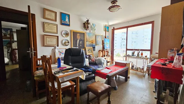 APARTAMENTO DE 2 DORMITORIOS A 100 MTS DE LA PLAYA EN BENALMÁDENA — 28