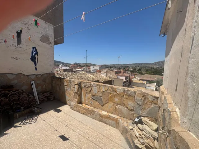 Gran oportunidad de casa en el centro de monovar - foto 4