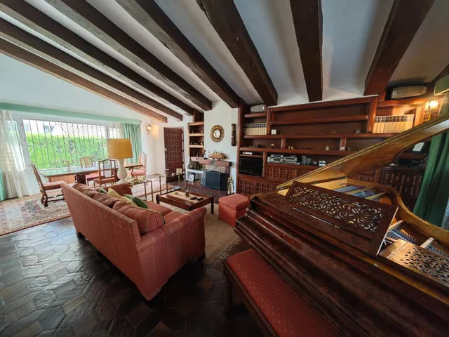 Magnifica villa situado en Fuengirola, en la zona Sohail. — 7
