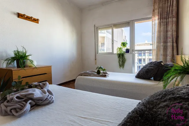 Vivienda SIN ASCENSOR de cuatro dormitorios en segunda línea de playa — 15