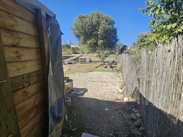 Se vende parcela con casa prefabricada zona La Nucia — 33