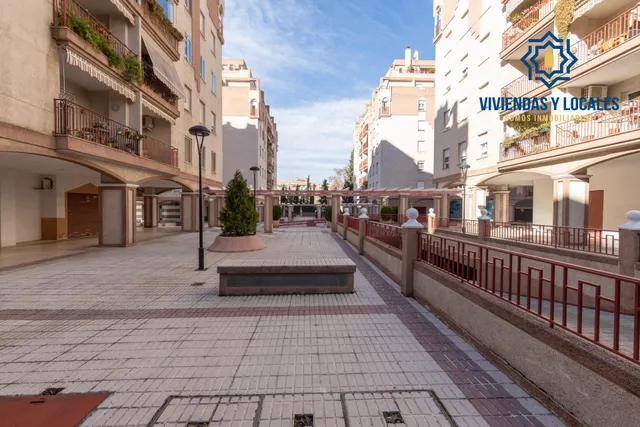 MODERNO ESTUDIO TIPO LOFT EN URBANIZACIÓN VILLA PINEDA - ZONA VILLAREJO — 25
