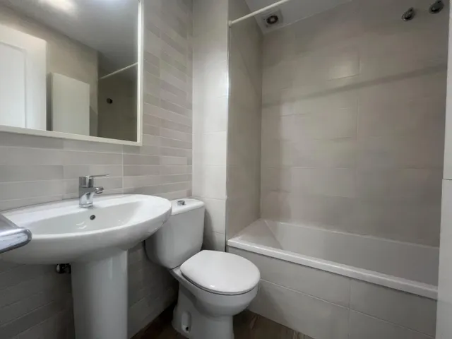 ESPECTACULAR PISO DE 5 DORMITORIOS EN LA MEJOR ZONA DEL PUERTO DE SANTA MARIA — 28