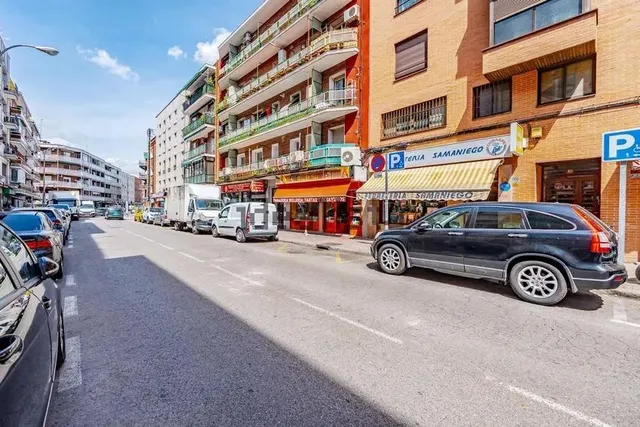 Piso en venta en Opañel - Av. Oporto — 31