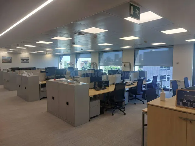 Oficina exclusivo de oficinas muy representativo con fácil a - foto 4