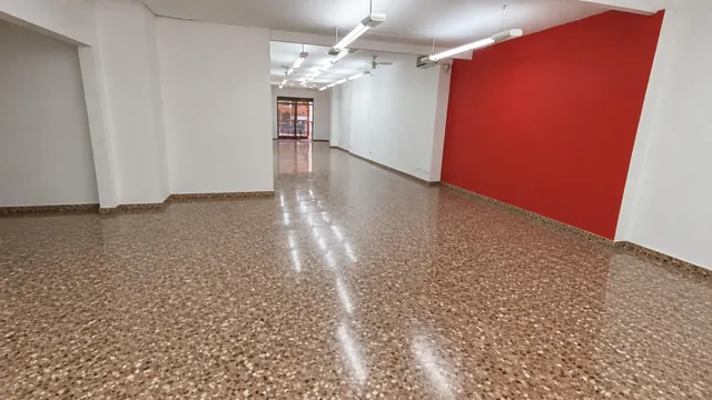 Local comercial de 482 m2 en alquiler junto al mercado de ruzafa – ideal para supermercado — 22