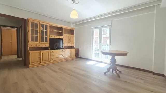 PISO EN ALQUILER EN EL ROLLO–PARQUE PICASSO, SALAMANCA. Urbi