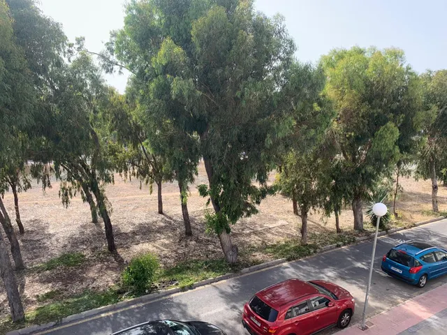Triplex semi adosado en la tranquila Urbanización Rocajuna — 16
