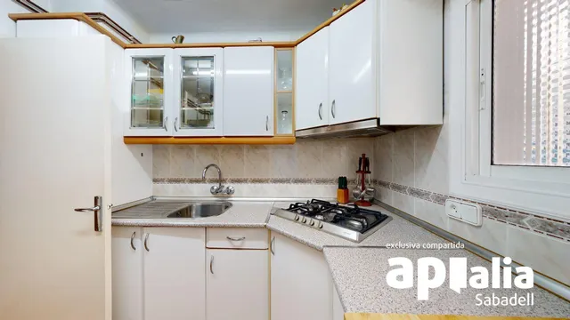 Venta Piso en Centro - Cerdanyola del Vallès — 14