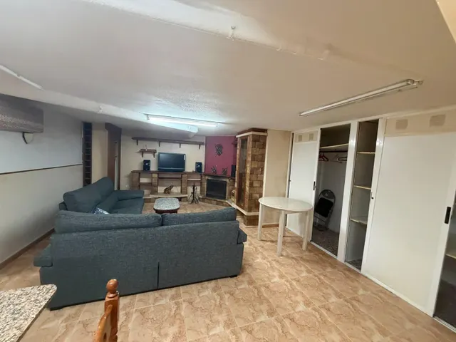 CASA INDEPENDIENTE EN EL ESTRECHO DE SAN GINÉS – 290 m2 – 5 DORMITORIOS – 4 BAÑOS — 21
