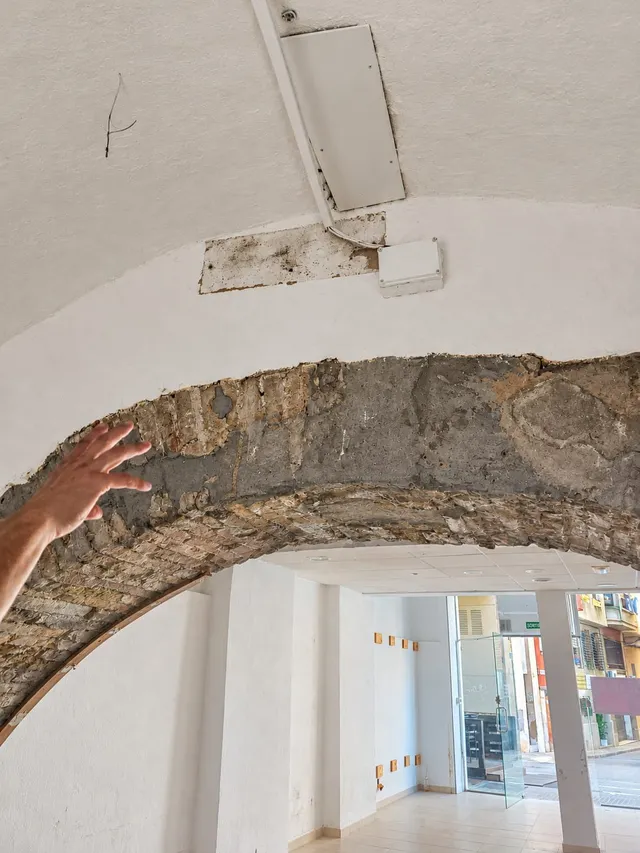 Local comercial de 111 m2 en pleno centro de Tortosa — 11