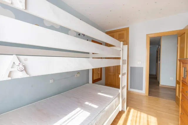 ¡¡¡amplio piso de 3 dormitorios, 2 baños, cochera y trastero, por solo 179.900 €!!! — 15