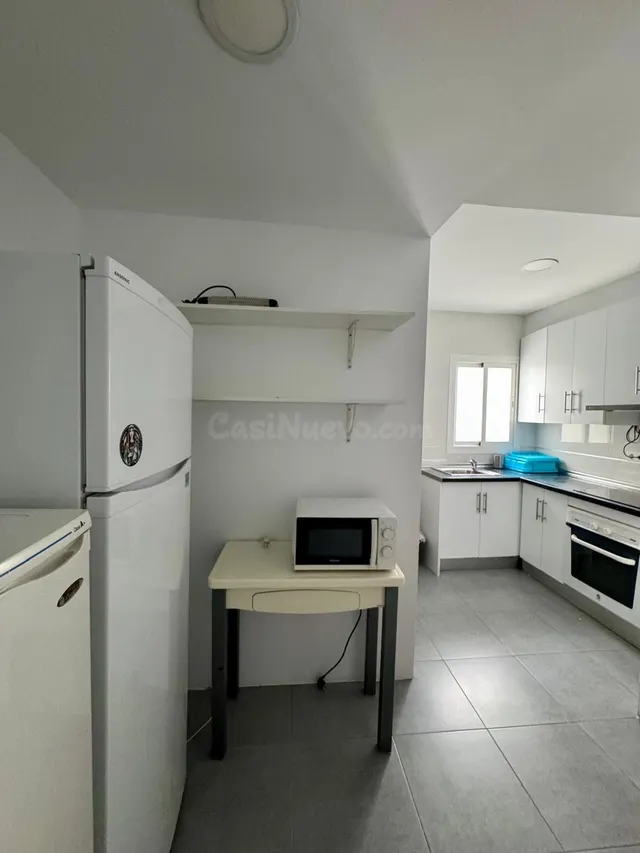 Piso en alquiler en Camino de Ronda Junto Ciencias - foto 4
