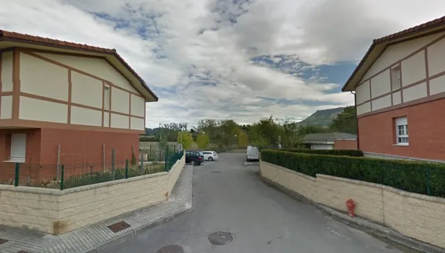 PARCELA DE 1500 METROS EN VILLASANA DE MENA - foto 4