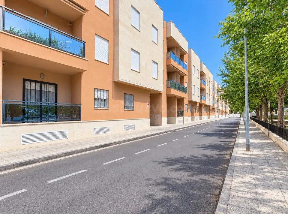PISO CON GARAJE EN ORIHUELA, ZONA ESPEÑETAS