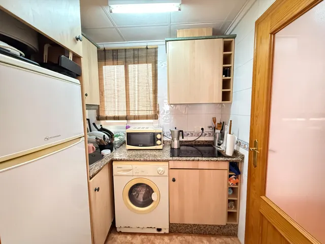 Apartamento de 2 dormitorios con orientación sur y garaje a 650 metros de playa del cura!!!!! — 31