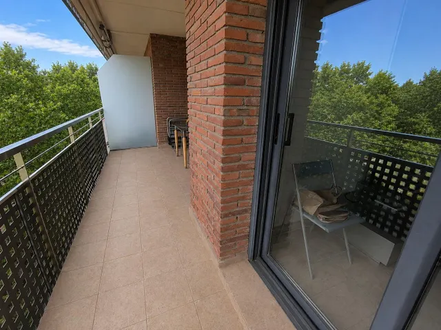 PISO CON PARQUING Y TRASTERO EN VENTA — 19