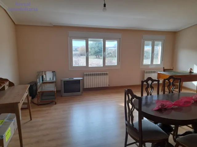 Magnifica casa, con más de dos mil metros de terreno. — 13