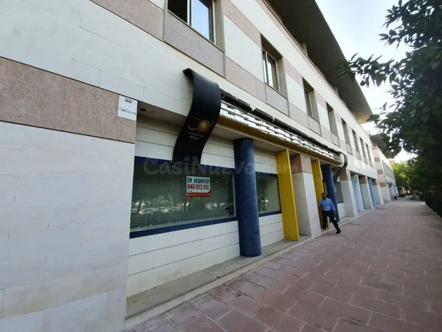 LOCAL DISPONIBLE EN AVENIDA DE LA INNOVACIÓN