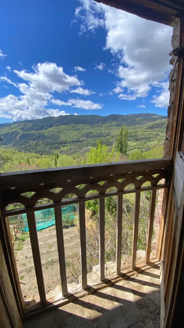 Gran Casa  para rehabilitar en pueblo tranquilo del pirineo — 28