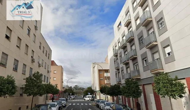 Venta piso en Sevilla + Garaje y Trastero - foto 2