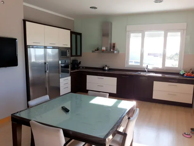 Urbis te ofrece un chalet independiente en venta en Urbanización El Pajarón, Villamayor. — 7