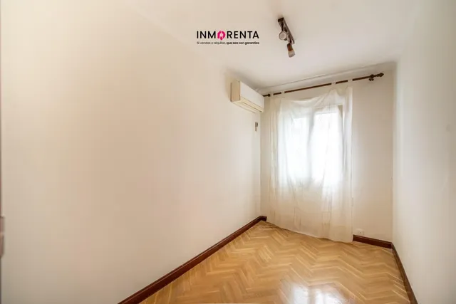Avenida marqués de corbera — 28