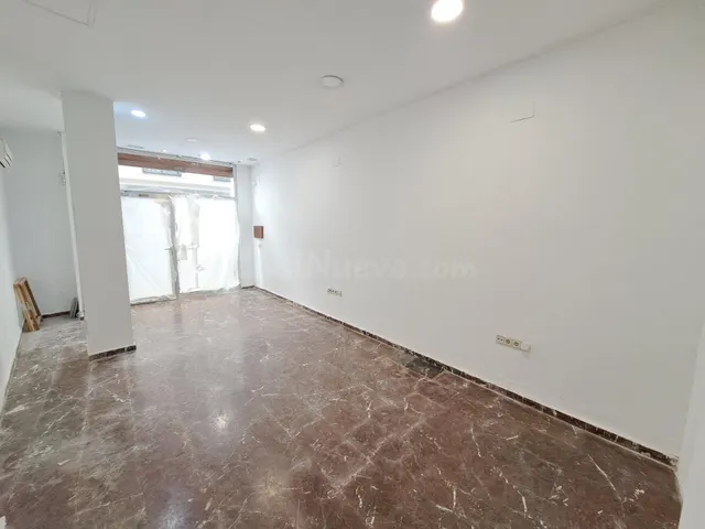 LOCAL EN VENTA JUNTO A LA PLAZA MAYOR - foto 4
