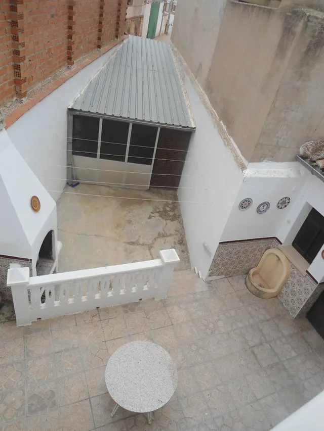 GRAN CASA EN LA LOCALIDAD DE SISANTE — 30