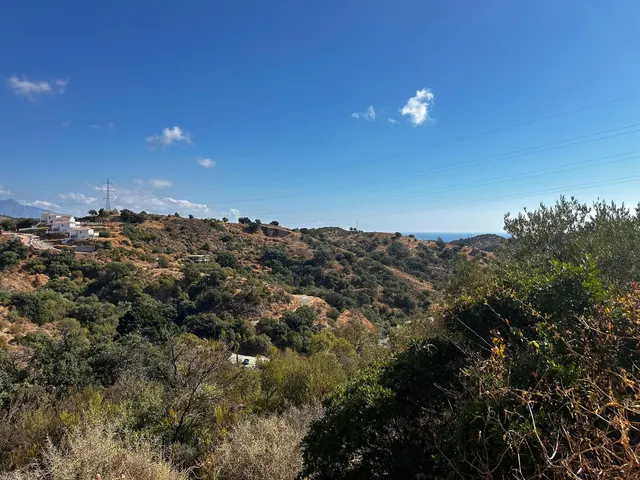 Terreno con vistas al mar en Estepona Forest Hills
