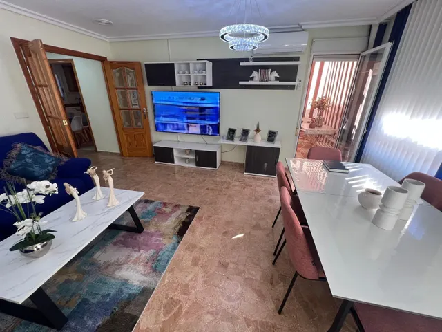 ¡Piso de 147 m2 con gran terraza, ascensor y 4 habitaciones! — 48