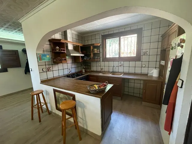 Ref 08595.- chalet muy grande en la calderona - naturaleza y servicios del pueblo. — 20