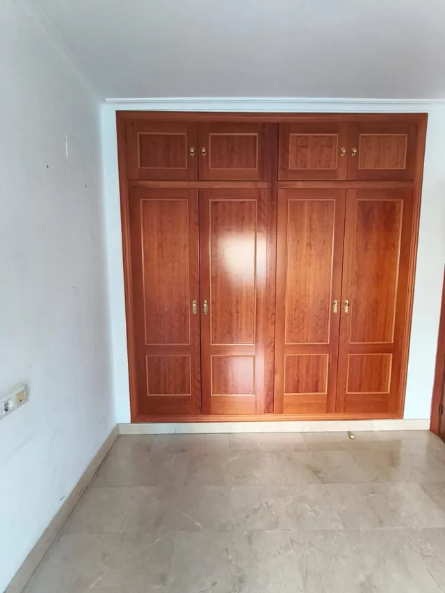 Piso en Valdeolleros, Córdoba. — 17