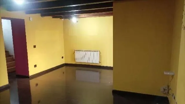 VIVIENDA ADOSADA EN ARCAHUEJA- VALDEFRESNO — 2