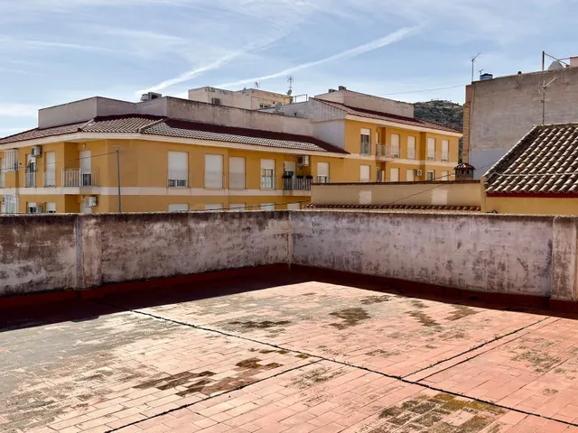 Amplia Casa en Alhama de Murcia con Patio y Terraza Independ - foto 4
