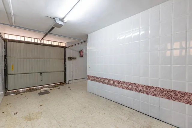 Complejo industrial con vivienda en Alhendín con 2500 metros cuadrados — 38