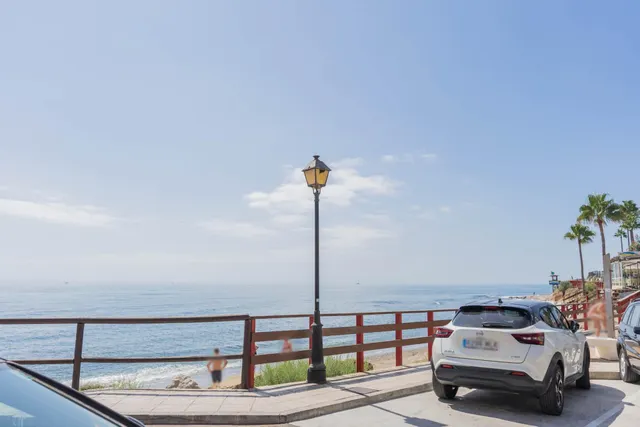 Apartamento junto al mar en Calahonda (Mijas Costa) — 23