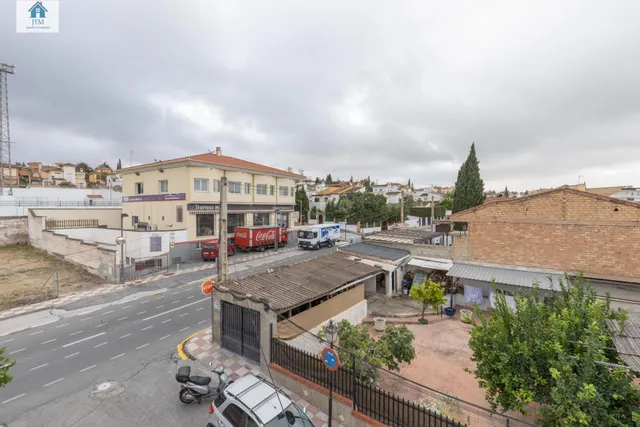 Venta de casa en La Zubia para entrar a vivir — 34