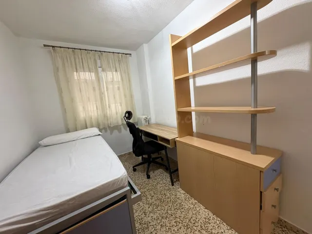 Piso 3 habitaciones 106m² en alquiler - Camino de ronda — 4