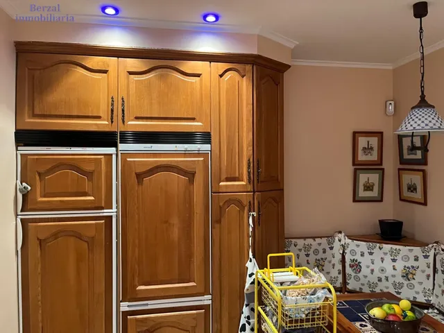 Casa en parcela de casi cuatro mil metros, con piscina, jardin, maravillosas vistas. — 43