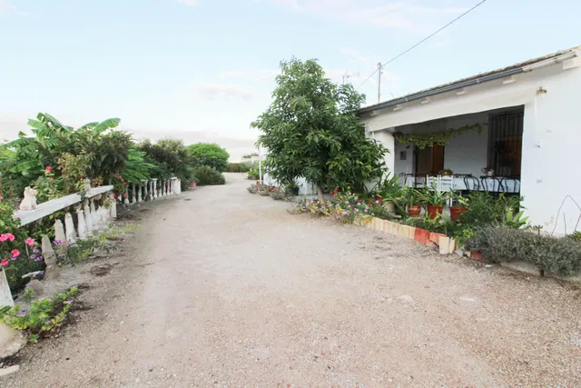 Casa de campo en parque natural, 315 m2 totalmente legalizado — 10