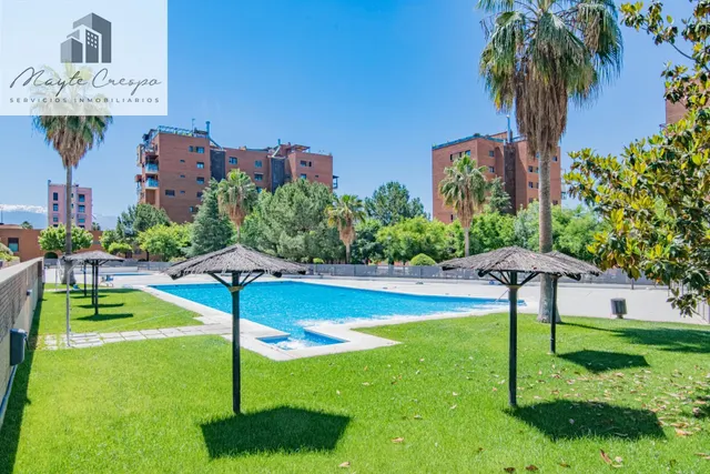EXCLUSIVO ATICO EN RESIDENCIAL GRAN PARQUE EN VENTA DE 4 DOR - foto 2