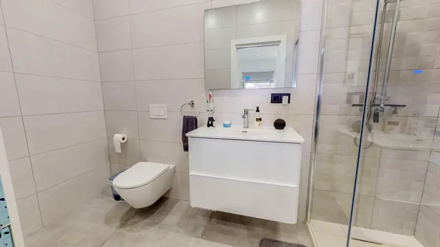 PRECIOSA CASA  A LA VENTA EN BENAHAVIS — 26