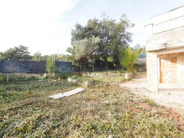 SE VENDE CASA EN LA TORRE DE CLARAMUNT, URBANIZACIÓN LES PIN - foto 2