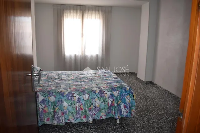 SE VENDEN DOS CASAS INDEPENDIENTES JUNTAS   CON GARAJE EN MONOVAR — 23