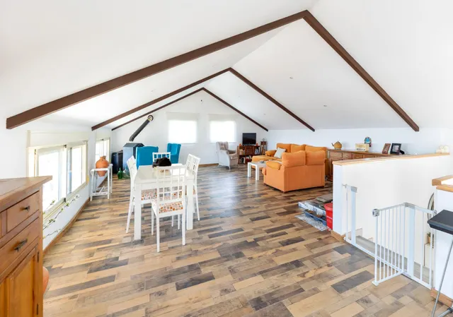 Bonita Casa en Nivar — 10