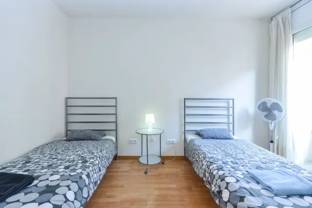 Piso 3 habitaciones 60m² en alquiler - Eixample — 14