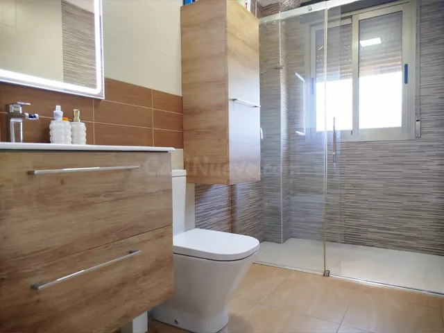 Amplia Planta Baja en Casillas, Murcia - Perfecta para Entra - foto 4