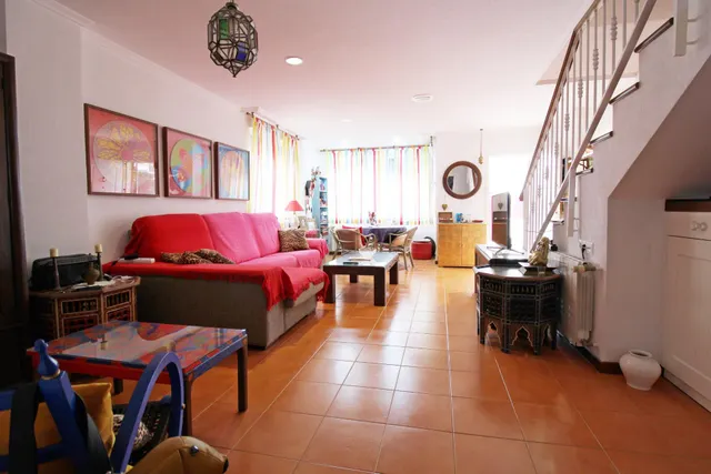 BUNGALOW DE ESQUINA EN ZONA KELME — 17